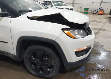 2021 Jeep Compass Altitude 4X4 z USA, uszkodzony, nr VIN 3C4NJDBB0MT512620